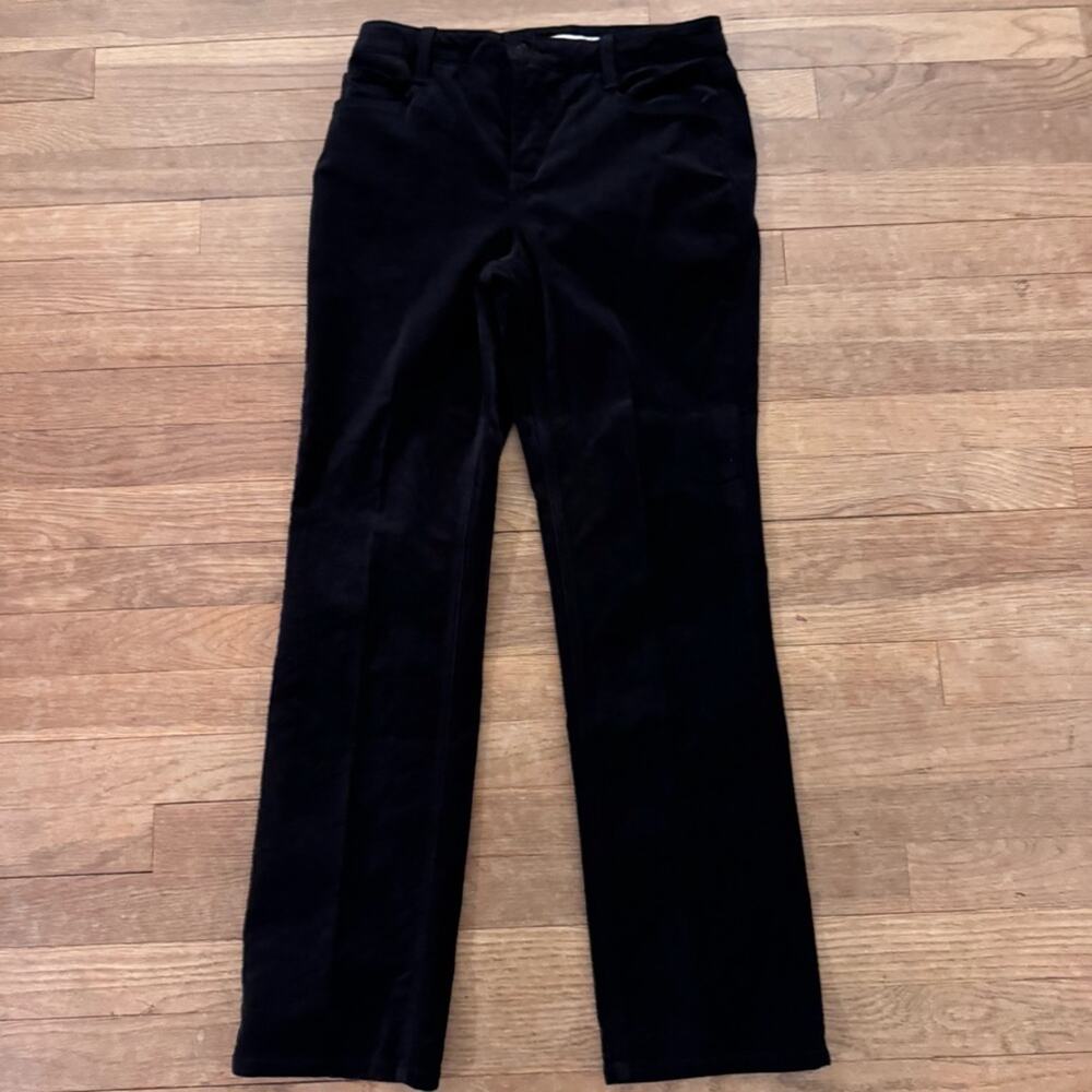 Jones New York Lexington Straight black velour pants size 8P
 b74